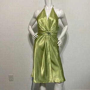 Faviana New York NWT Vintage Green Satin Halter Neck Dress Size 7/8